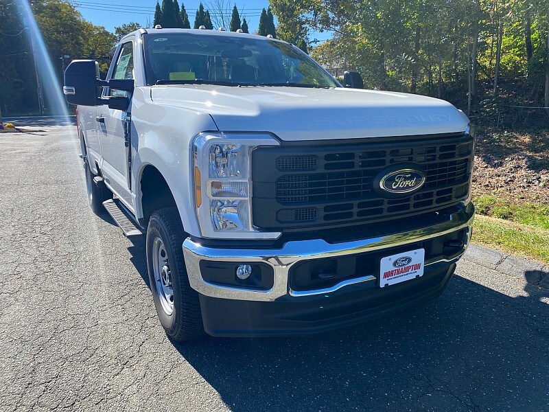 2026 Ford F-250 XL photo 3