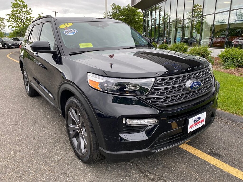 Used 2023 Ford Explorer XLT Full Size SUV