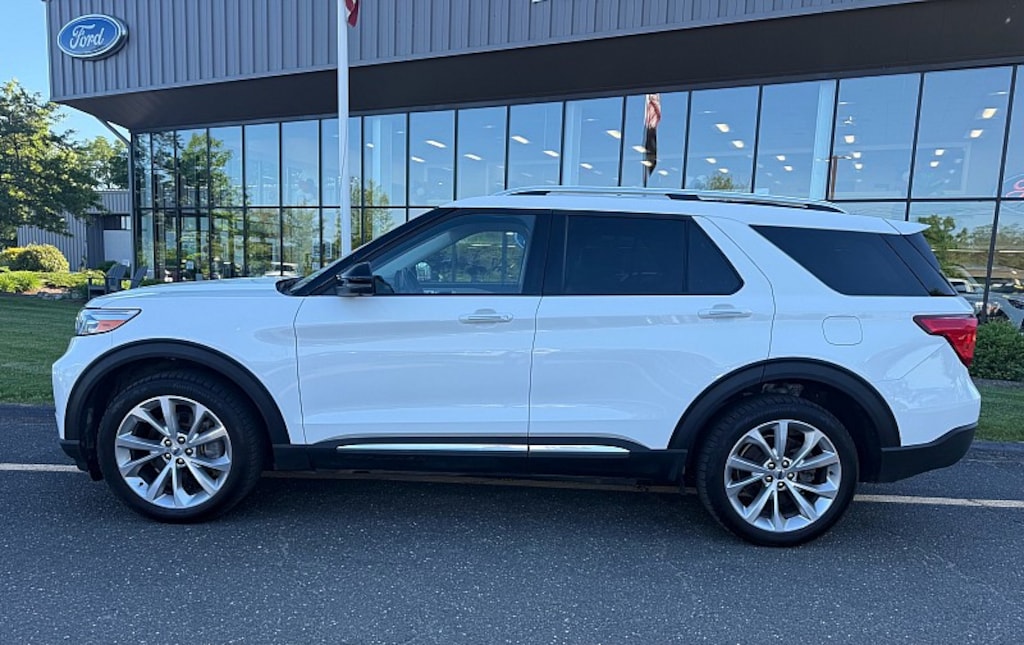 Certified 2023 Ford Explorer Platinum Full Size SUV