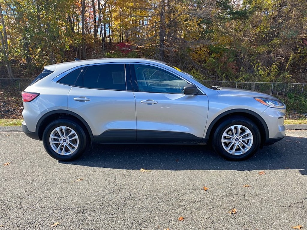 Certified 2022 Ford Escape SE Compact SUV