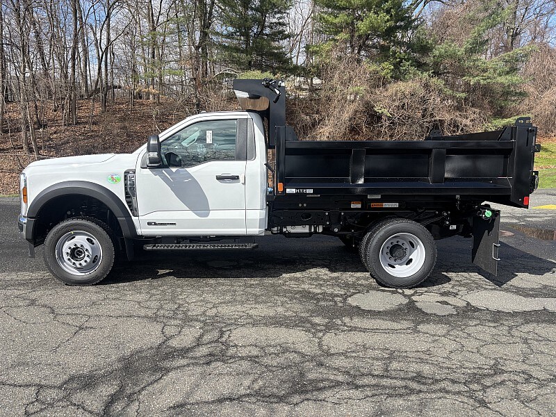 2025 Ford F-550 XL photo 4