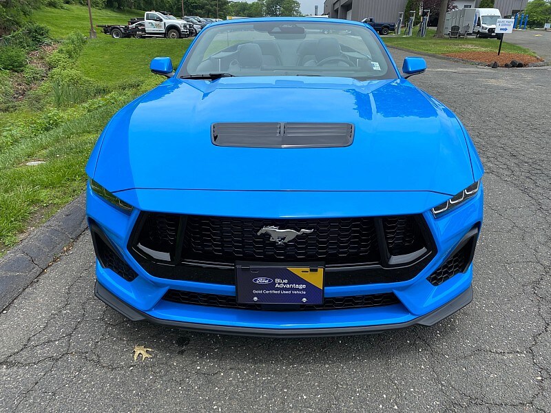 2024 Ford Mustang GT Premium photo 2