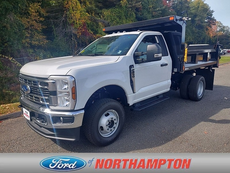 2026 Ford F-350 Super Duty Chassis Cab