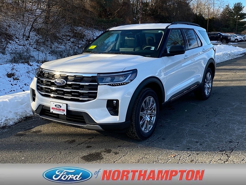 2026 Ford Explorer Active's photo