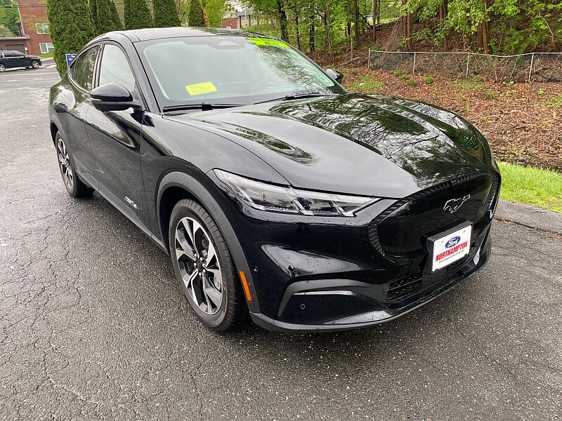 2024 Ford Mustang Mach-E Select photo 3
