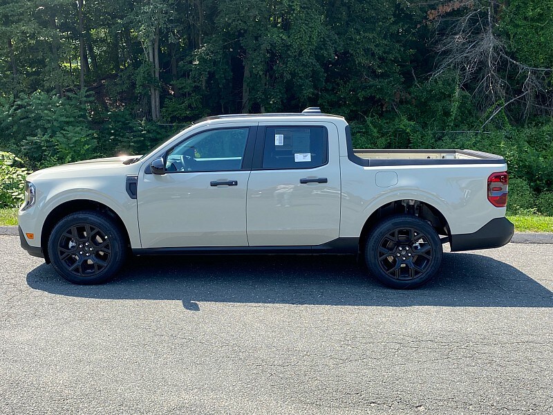 2025 Ford Maverick XLT photo 3