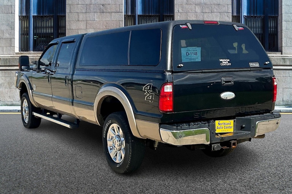 Used 2012 Ford Super Duty F-350 SRW Lariat Pickup 4D 8 ft