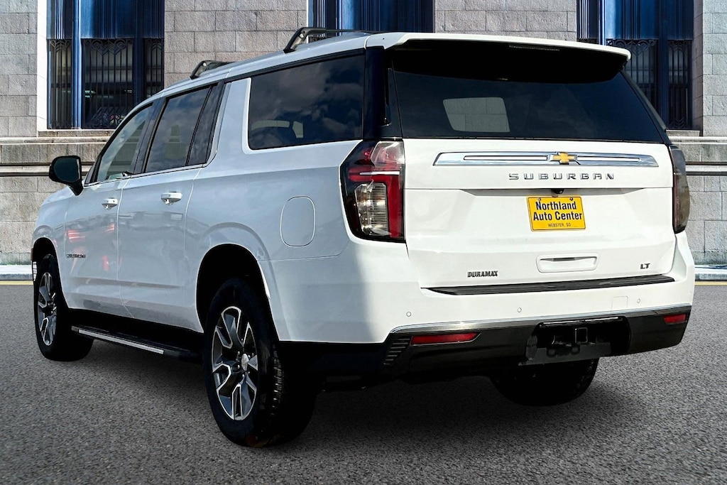Used 2022 Chevrolet Suburban LT 4WD  LT