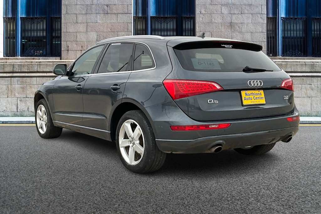 Used 2010 Audi Q5 Premium Plus quattro  Premium Plus
