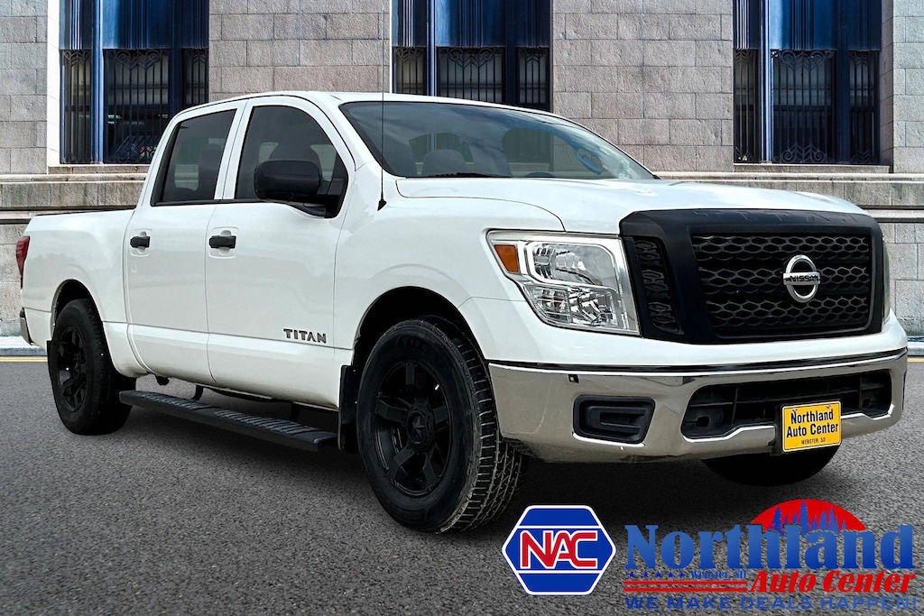 Used 2018 Nissan Titan S 4x4 Crew Cab S