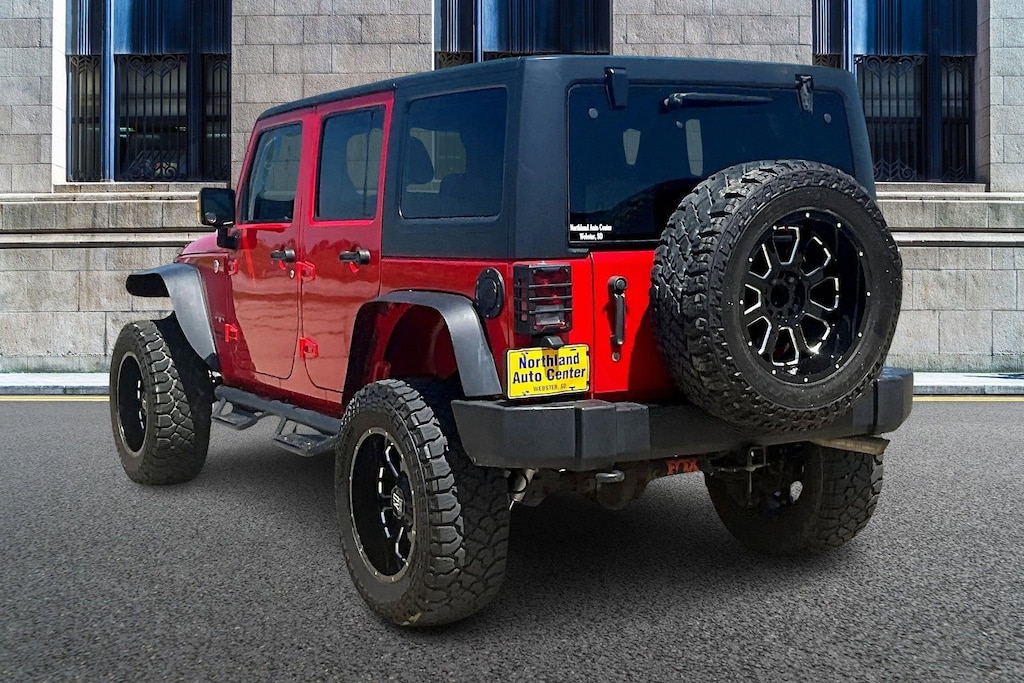 Used 2017 Jeep Wrangler Unlimited Sahara Sahara 4x4