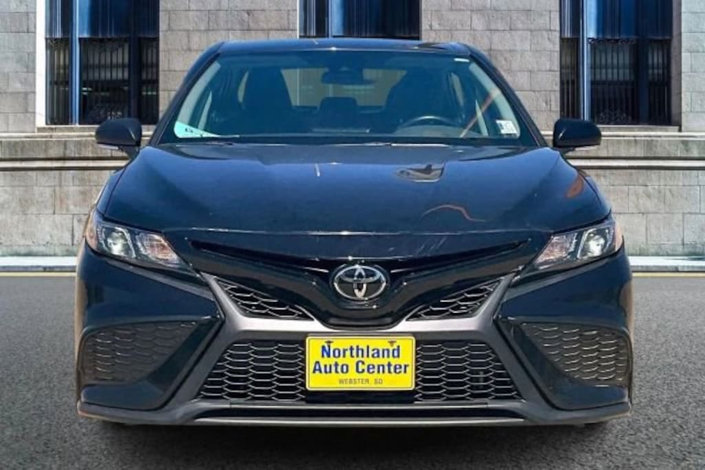 Used 2023 Toyota Camry SE Sedan 4D