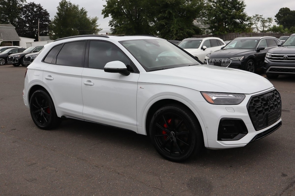 Used 2025 Audi Q5 e S line Prestige 55 TFSI e quattro Black Optic Spor SUV