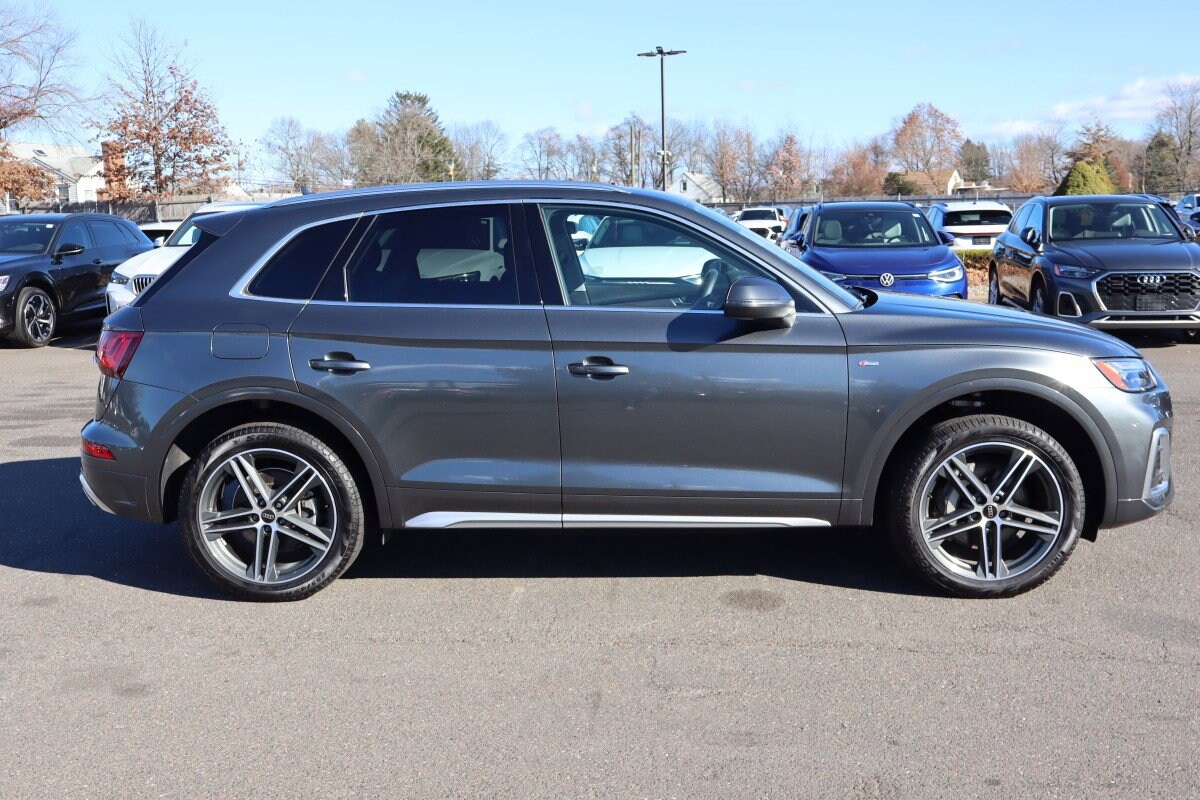 2025 Audi Q5 S line Premium Plus 55 TFSI photo 4