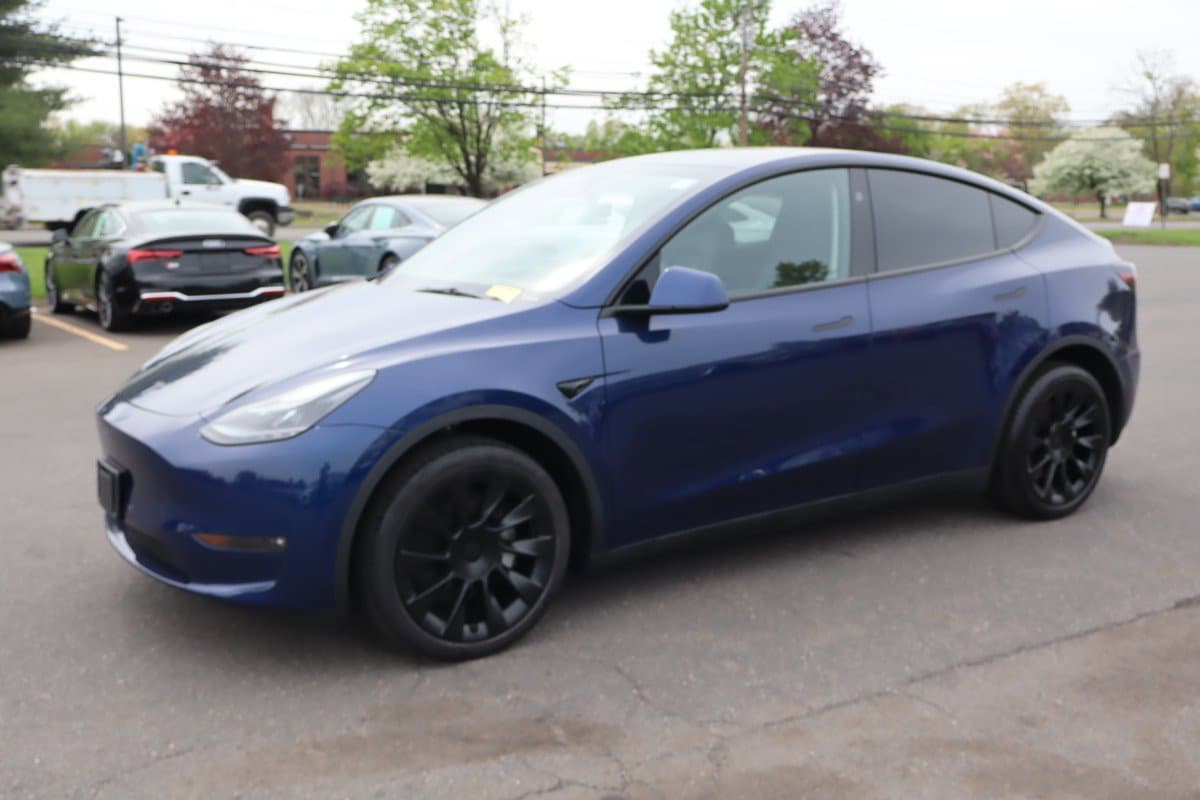 2023 Tesla Model Y Long Range Dual Motor All-Wheel Drive's photo