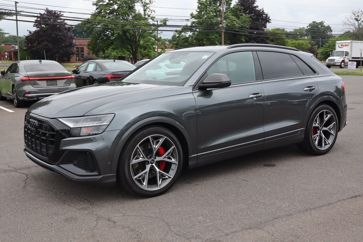 2023 Audi SQ8 Prestige's photo