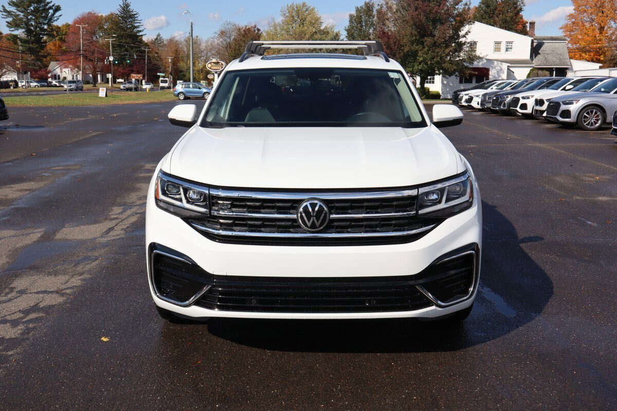 2021 Volkswagen Atlas V6 SE Technology R-Line photo 2