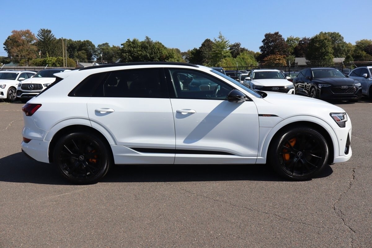 2022 Audi e-tron Chronos Edition photo 3