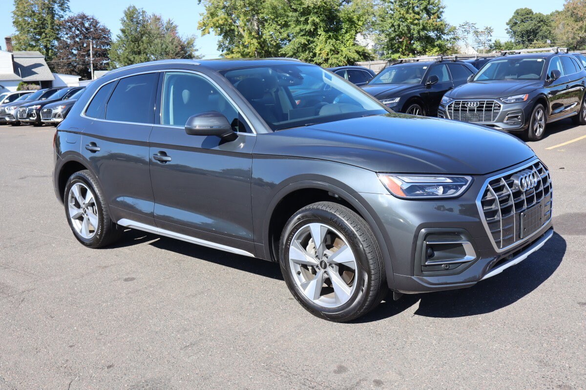 2022 Audi Q5 Premium Plus photo 3