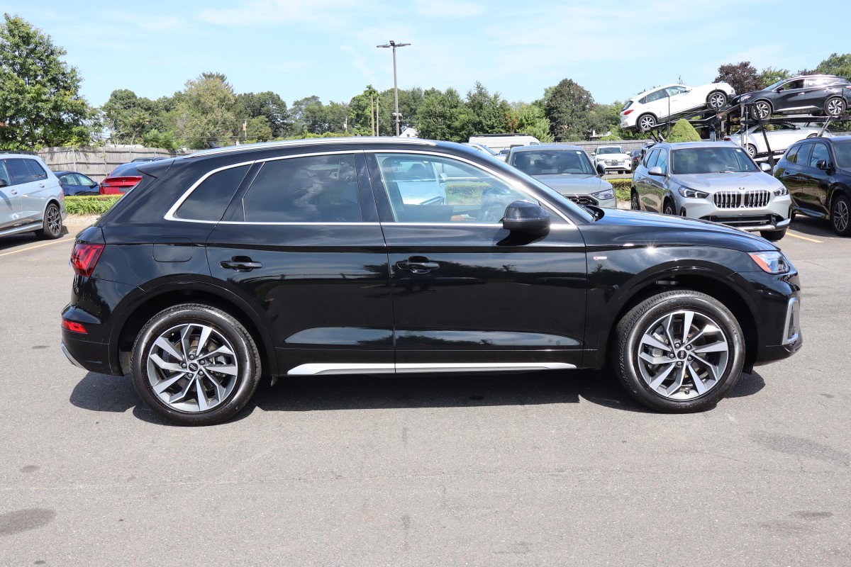 2023 Audi Q5 S line Premium Plus 45 TFSI photo 2