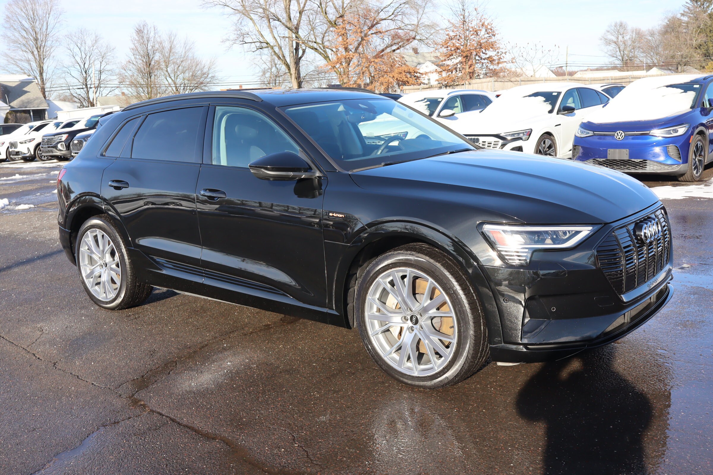 2021 Audi e-tron Prestige photo 3