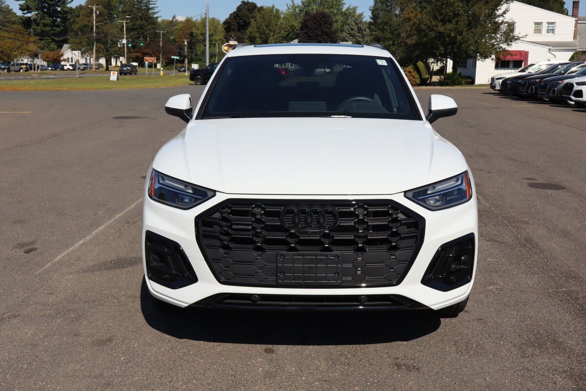 2025 Audi Q5 S line Premium Plus 55 TFSI photo 2
