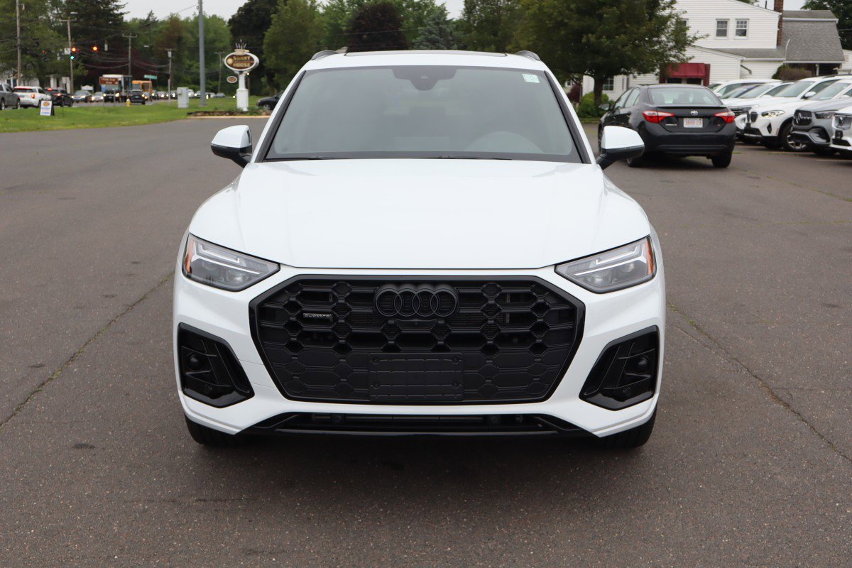 2024 Audi Q5 S line Premium Plus photo 2
