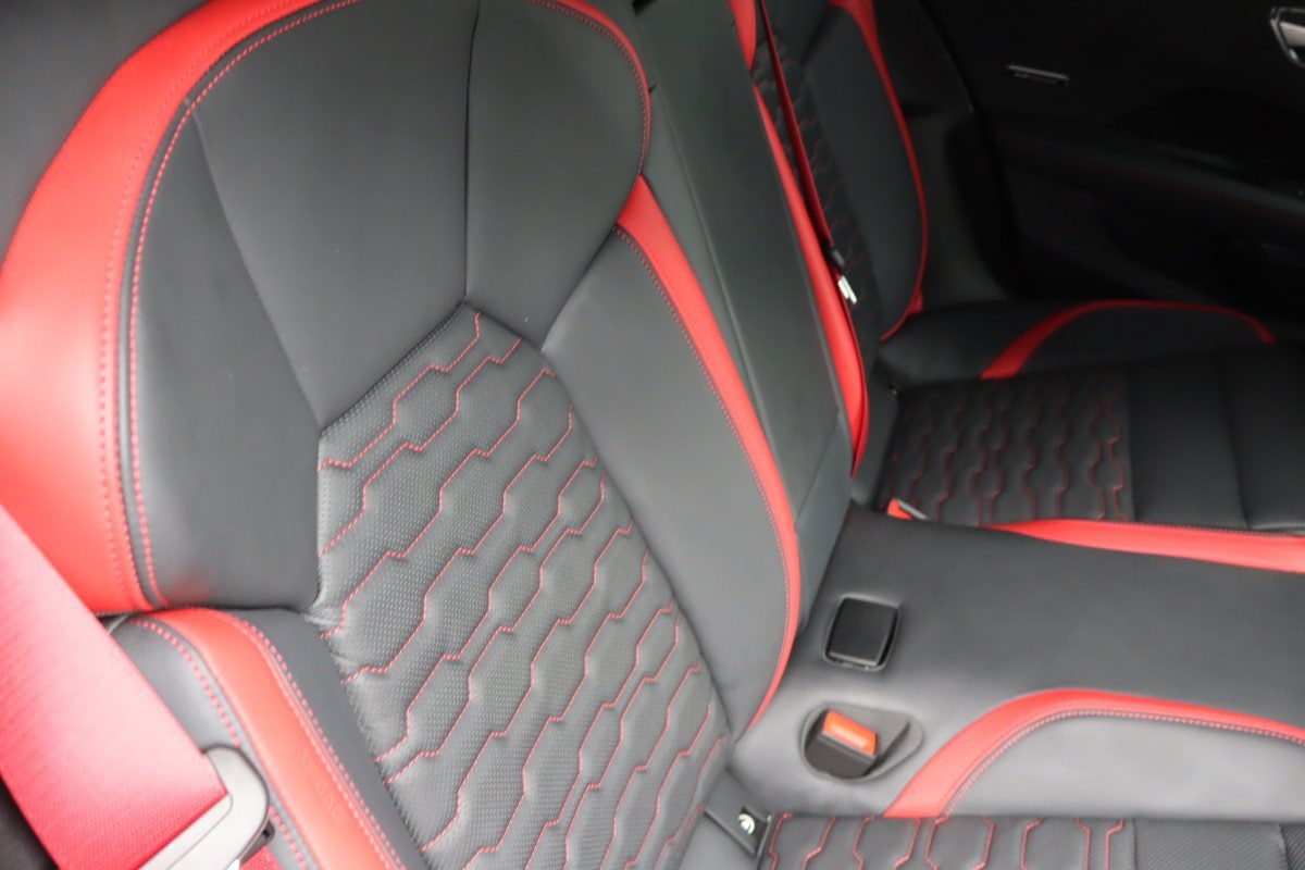 2023 Audi RS e-tron GT Base - Photo 19