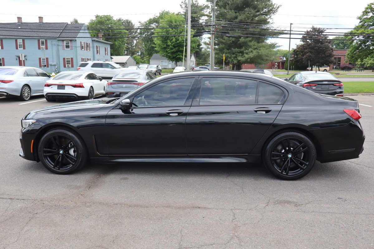 2022 BMW 7 Series 750i - Photo 8