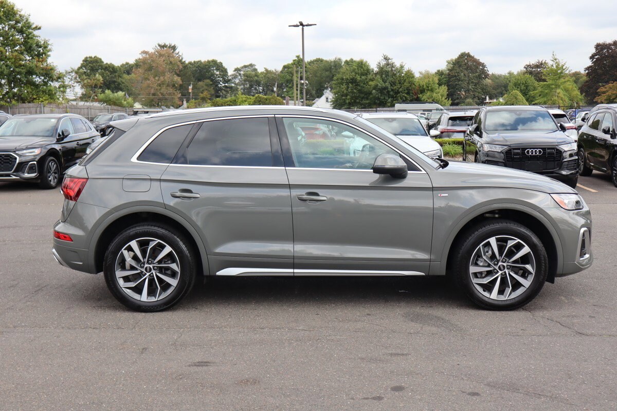 2023 Audi Q5 S line Premium Plus photo 4