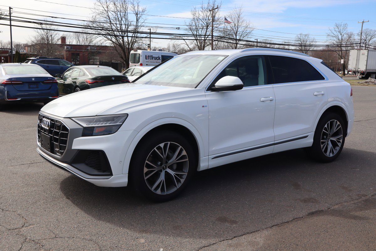 2023 Audi Q8 55 Premium Plus Tiptonic quattro's photo
