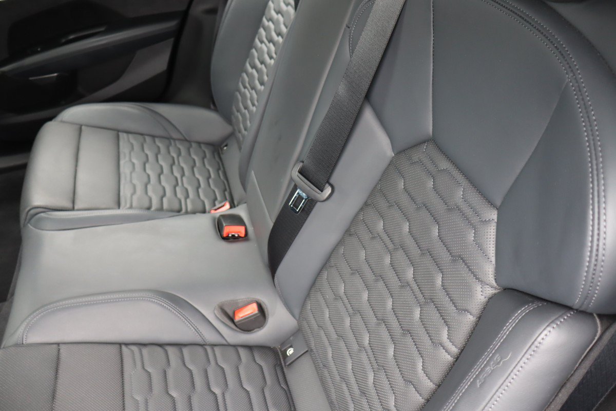 2023 Audi RS e-tron GT Base - Photo 25