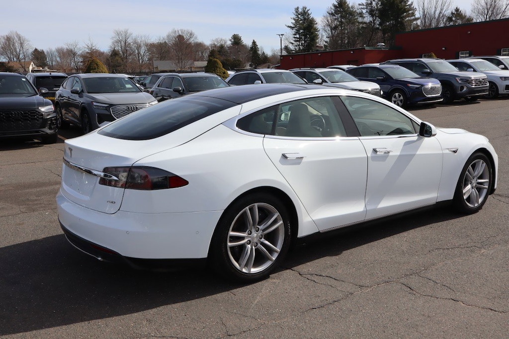 2016 Tesla Model S 70D photo 3