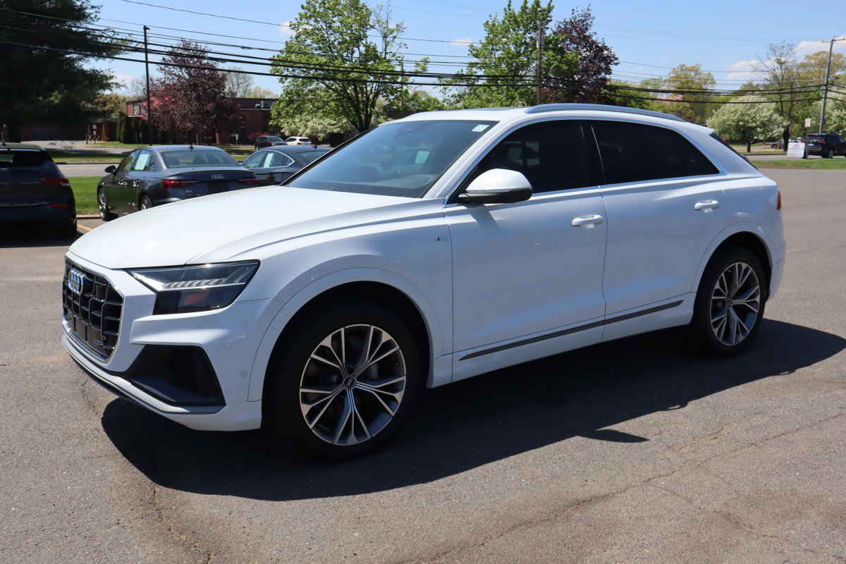 2021 Audi Q8 55 Premium Plus Tiptonic quattro's photo