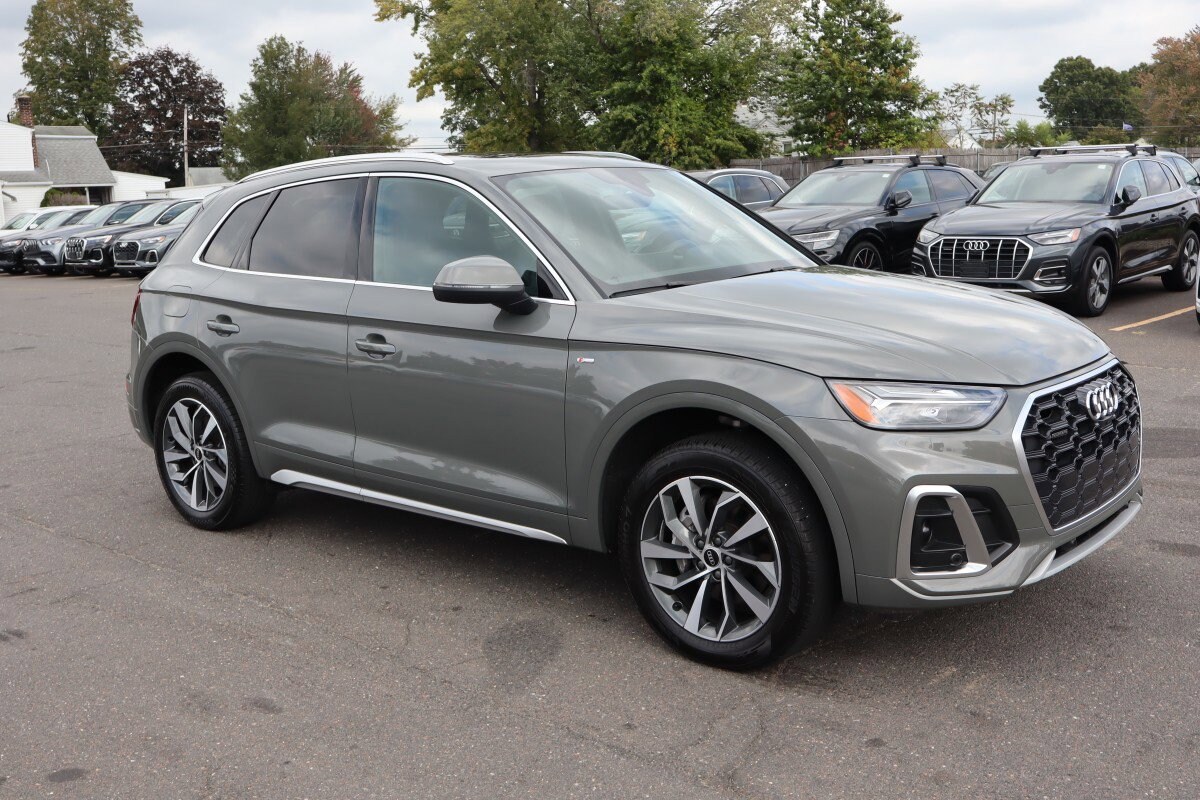 2023 Audi Q5 S line Premium Plus photo 3