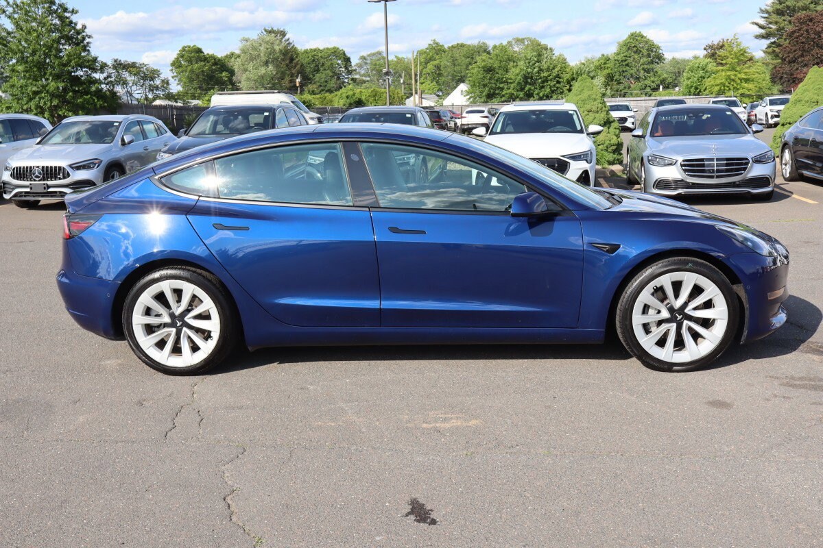 2022 Tesla Model 3 Long Range photo 4
