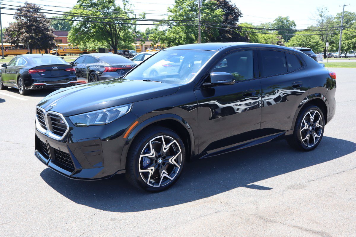 2025 BMW X2 M35i's photo