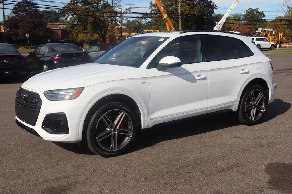 Used 2025 Audi Q5 e S line Premium Plus 55 TFSI e quattro Black Optic SUV