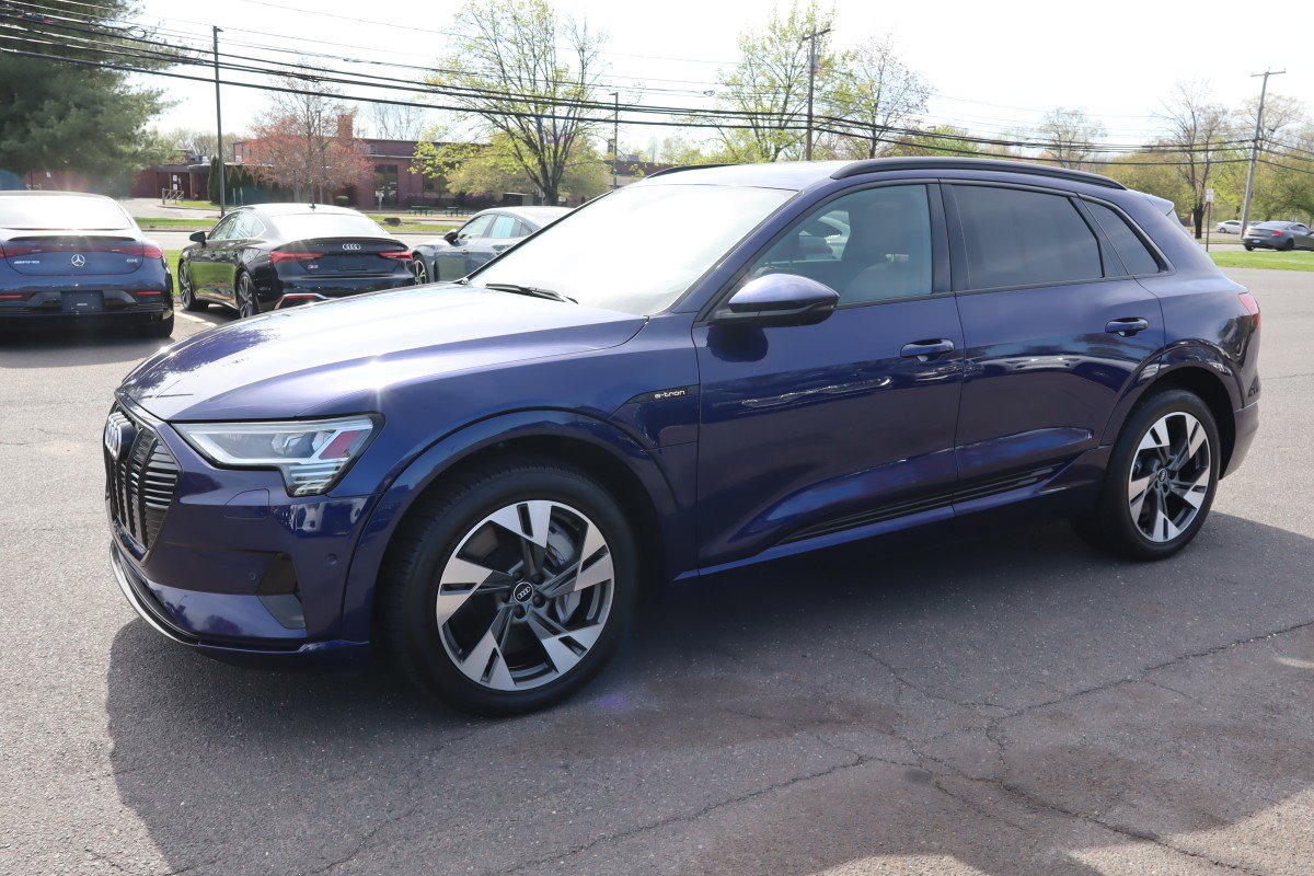 2021 Audi e-tron Premium