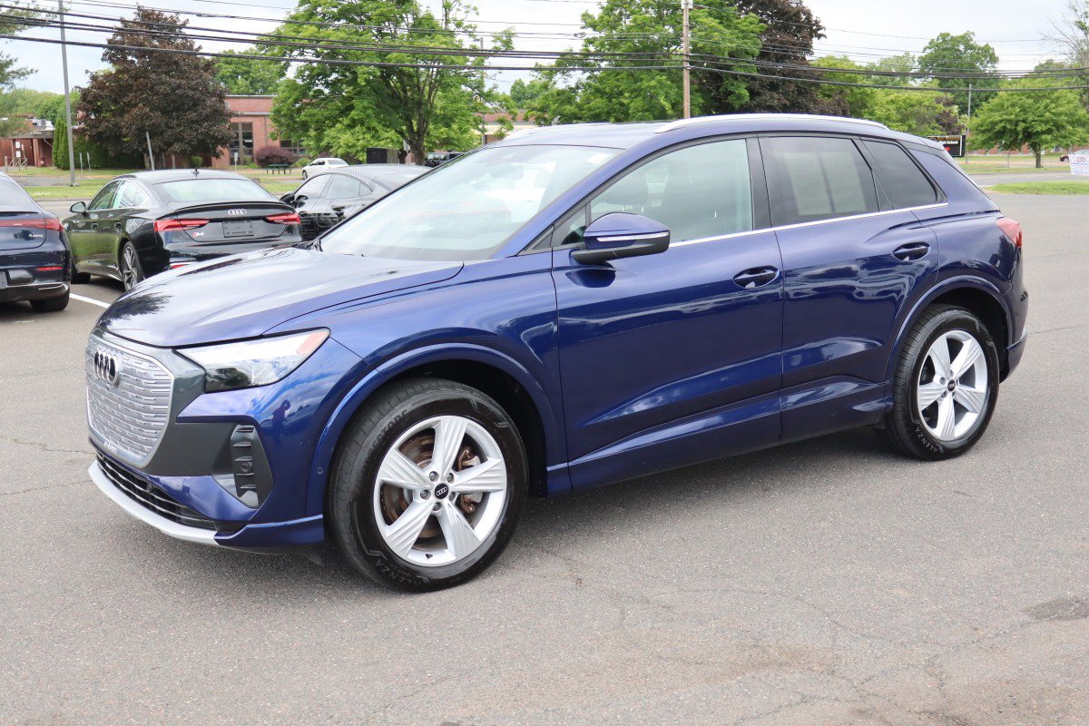 2022 Audi Q4 e-tron 50 Premium Plus quattro's photo