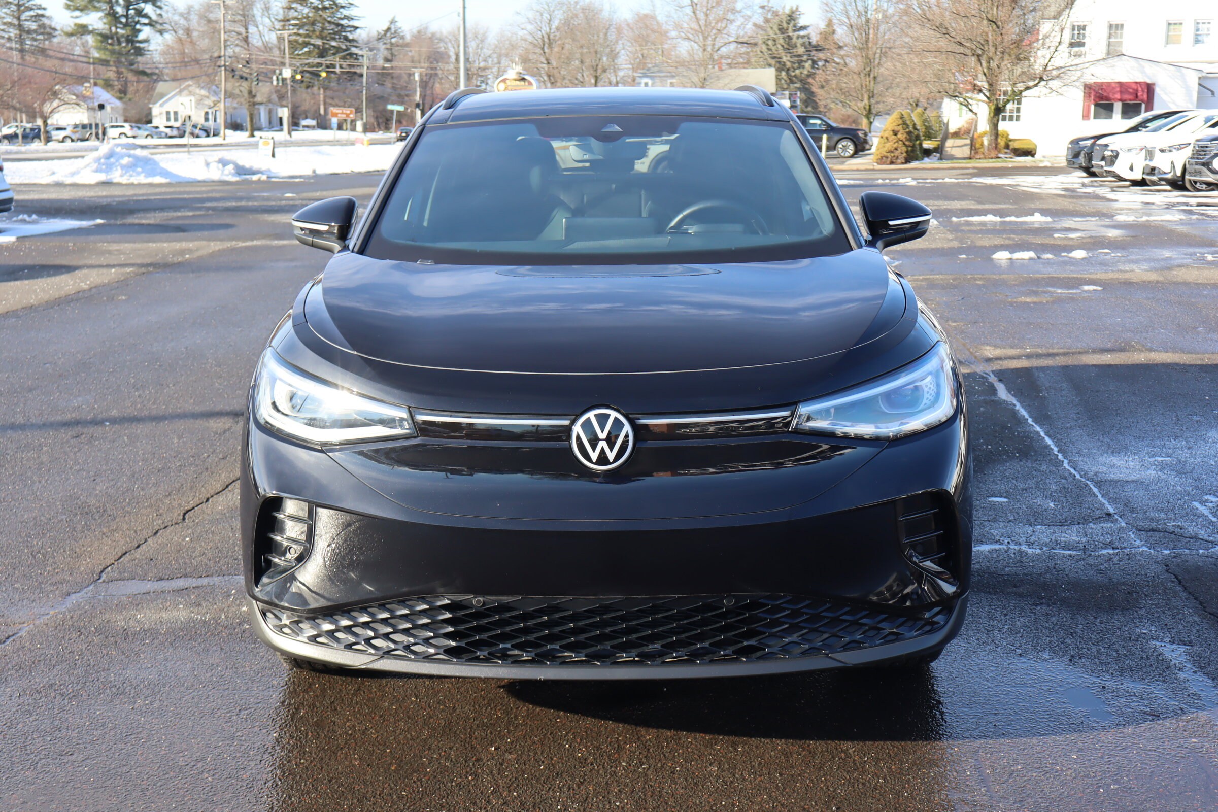 2023 Volkswagen ID.4 Pro photo 2