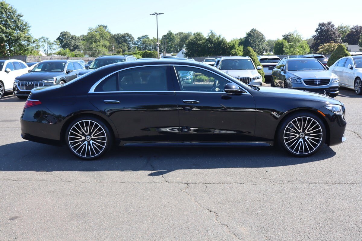 2022 Mercedes Benz S 580 4MATIC AMG photo 3