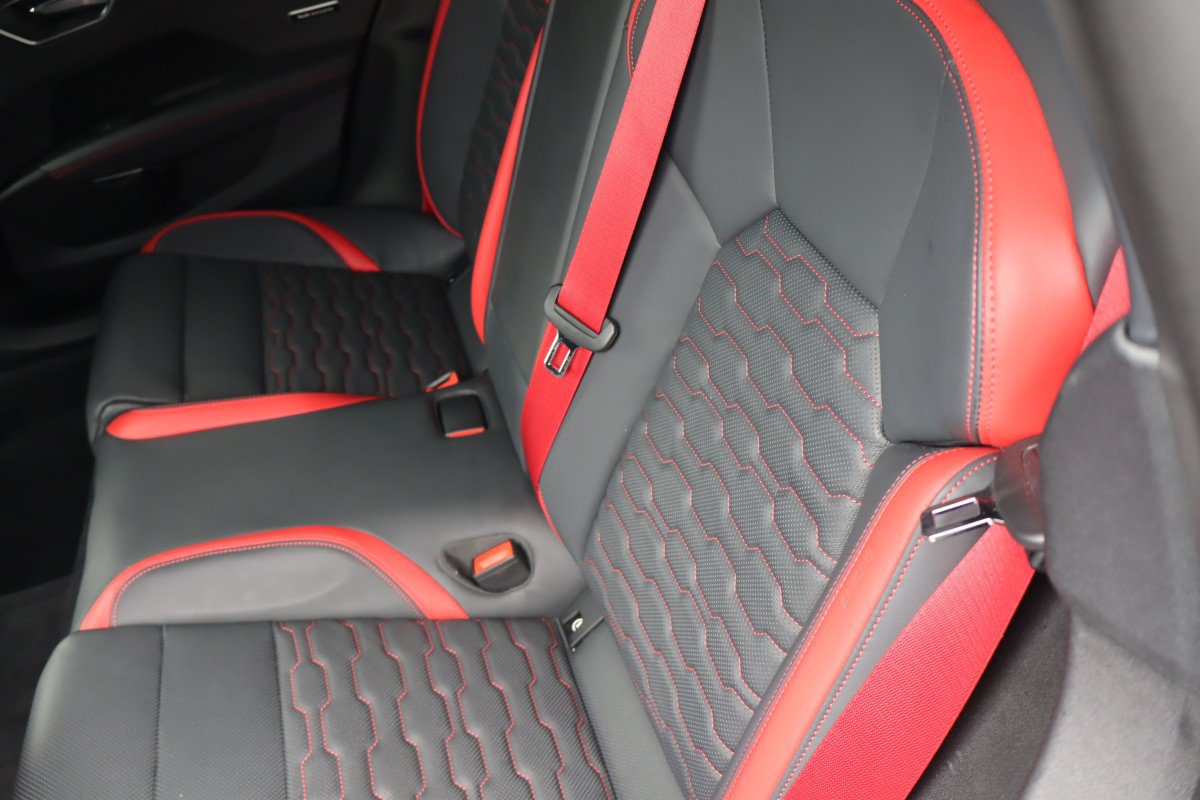 2023 Audi RS e-tron GT Base - Photo 18