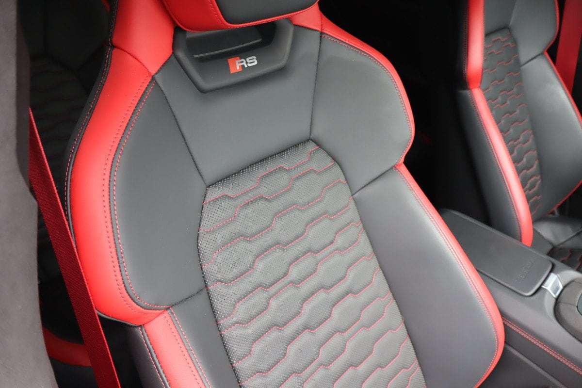 2023 Audi RS e-tron GT Base - Photo 23