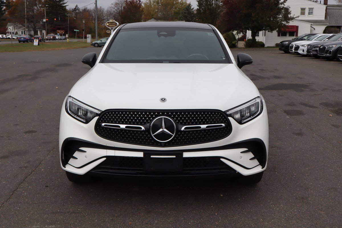 2024 Mercedes Benz GLC 4MATIC 300 photo 2