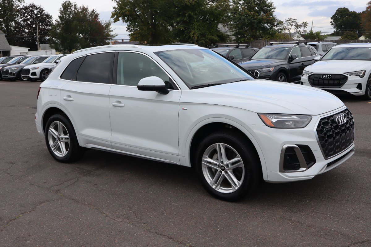 2025 Audi Q5 S line Premium 55 TFSI photo 2