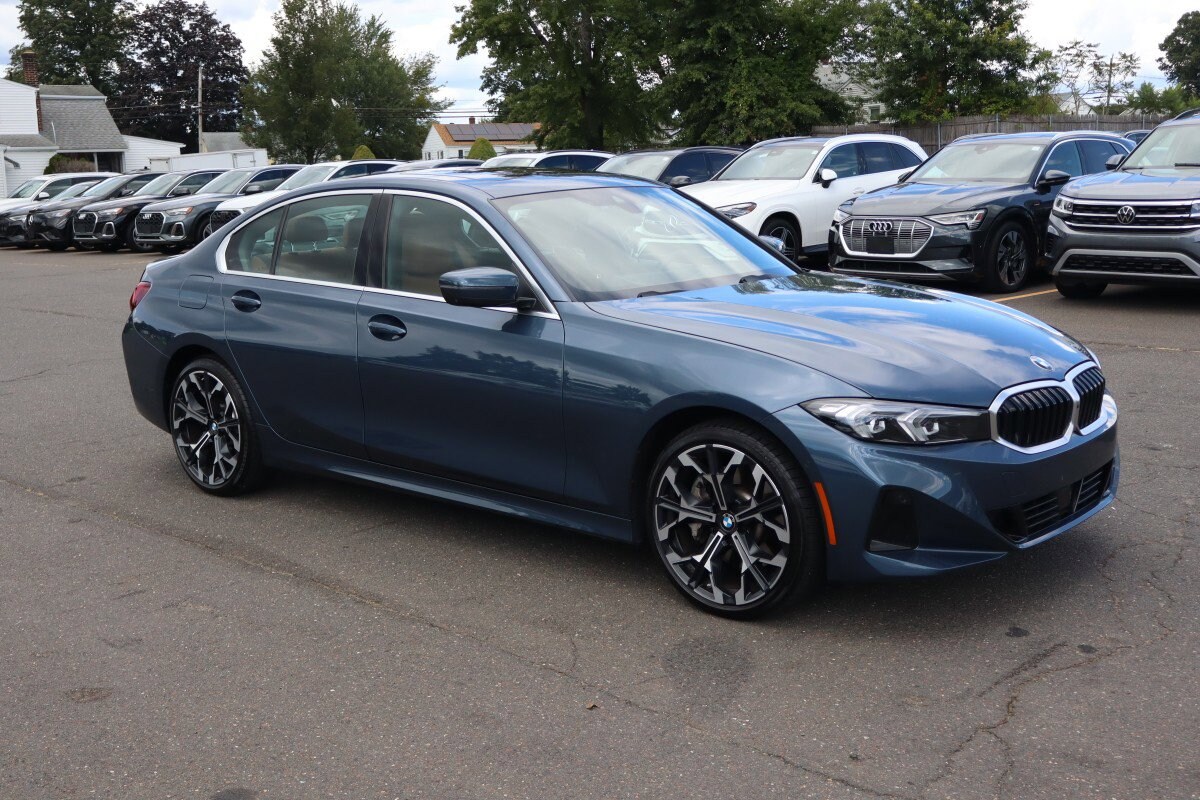 2025 Bmw 330i xDrive Sedan photo 3