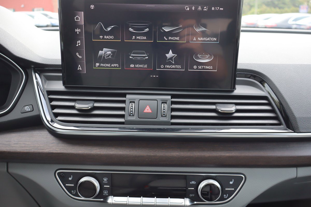 2022 Audi Q5 Premium Plus - Photo 12