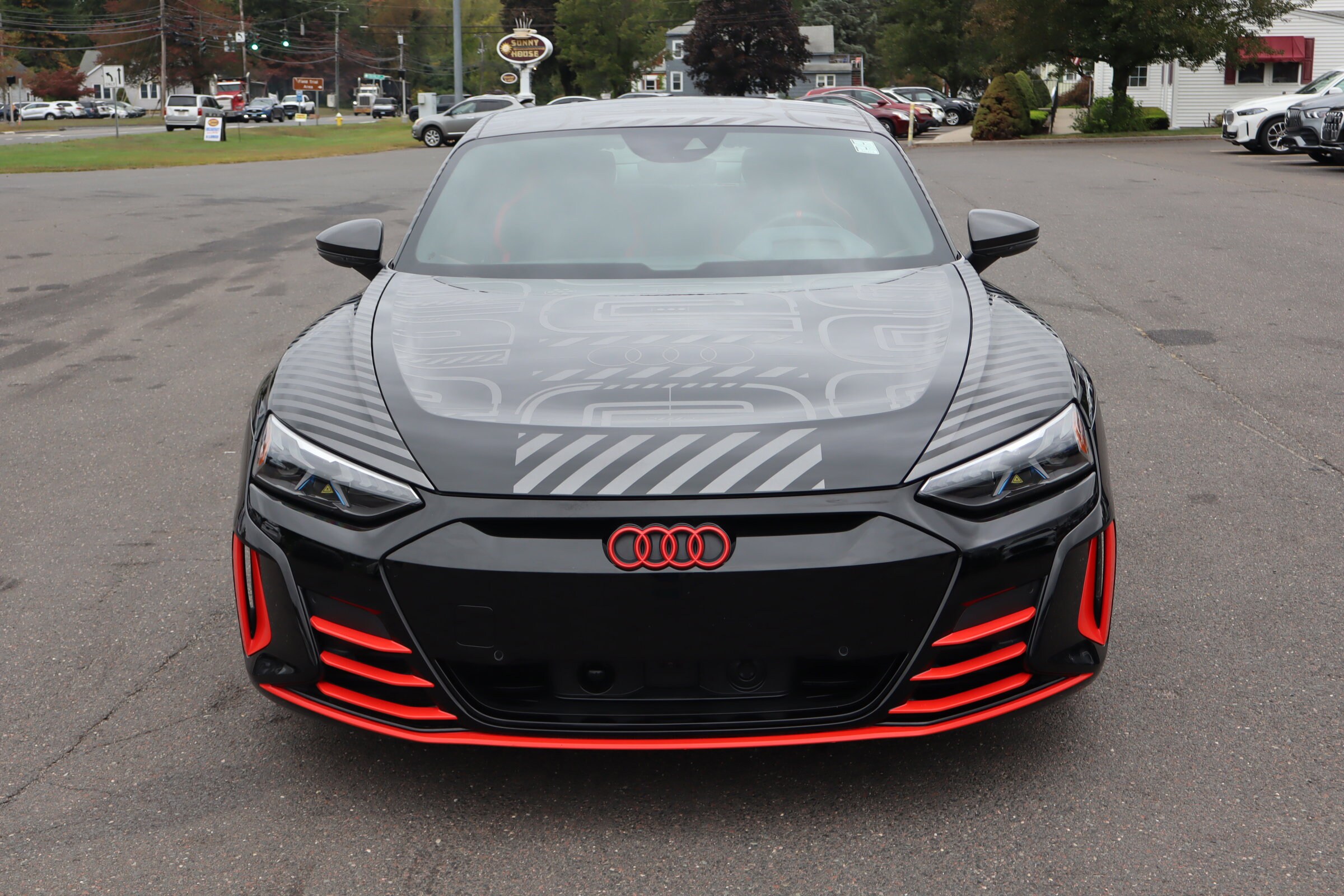 2023 Audi RS e-tron GT Base photo 2