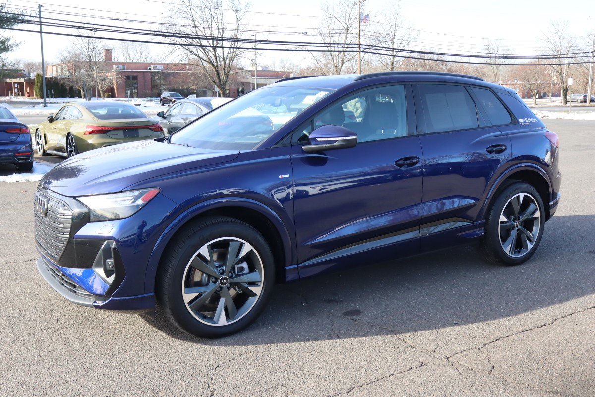 2023 Audi Q4 e-tron Prestige's photo